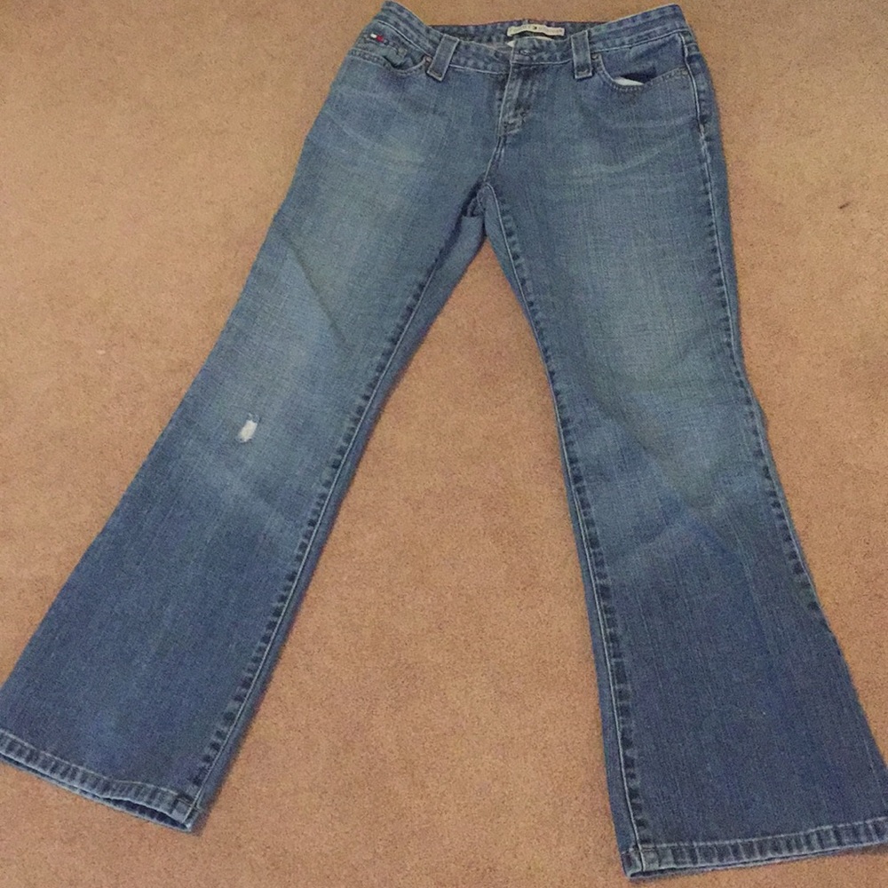 Donated- Tommy Hilfiger low rise jeans size 6